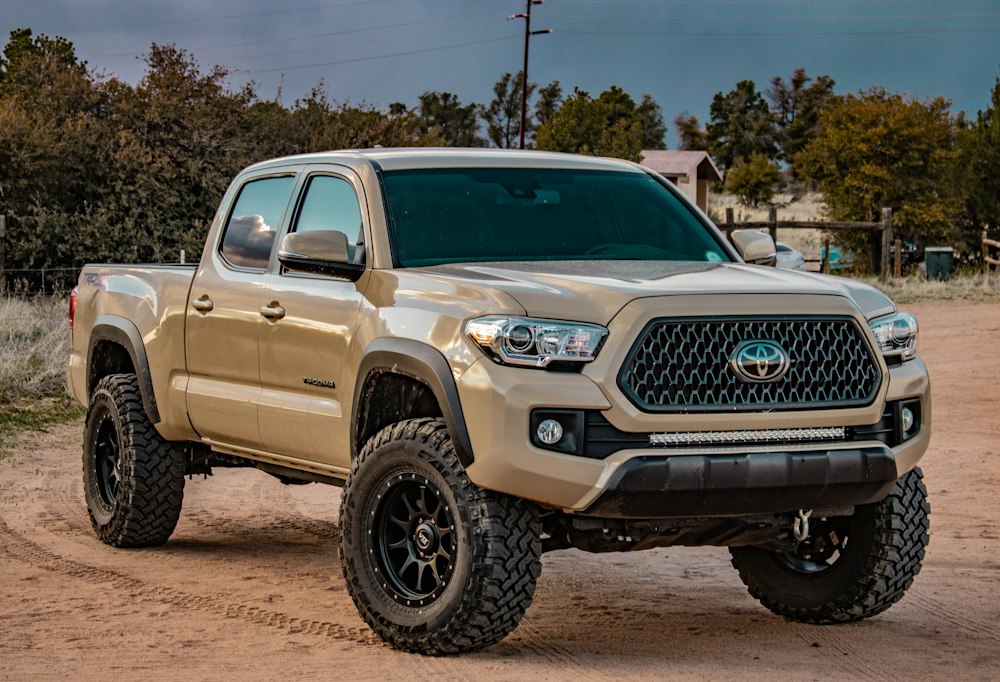 Toyota Hilux 4x4 Dual-Fuel Pickup