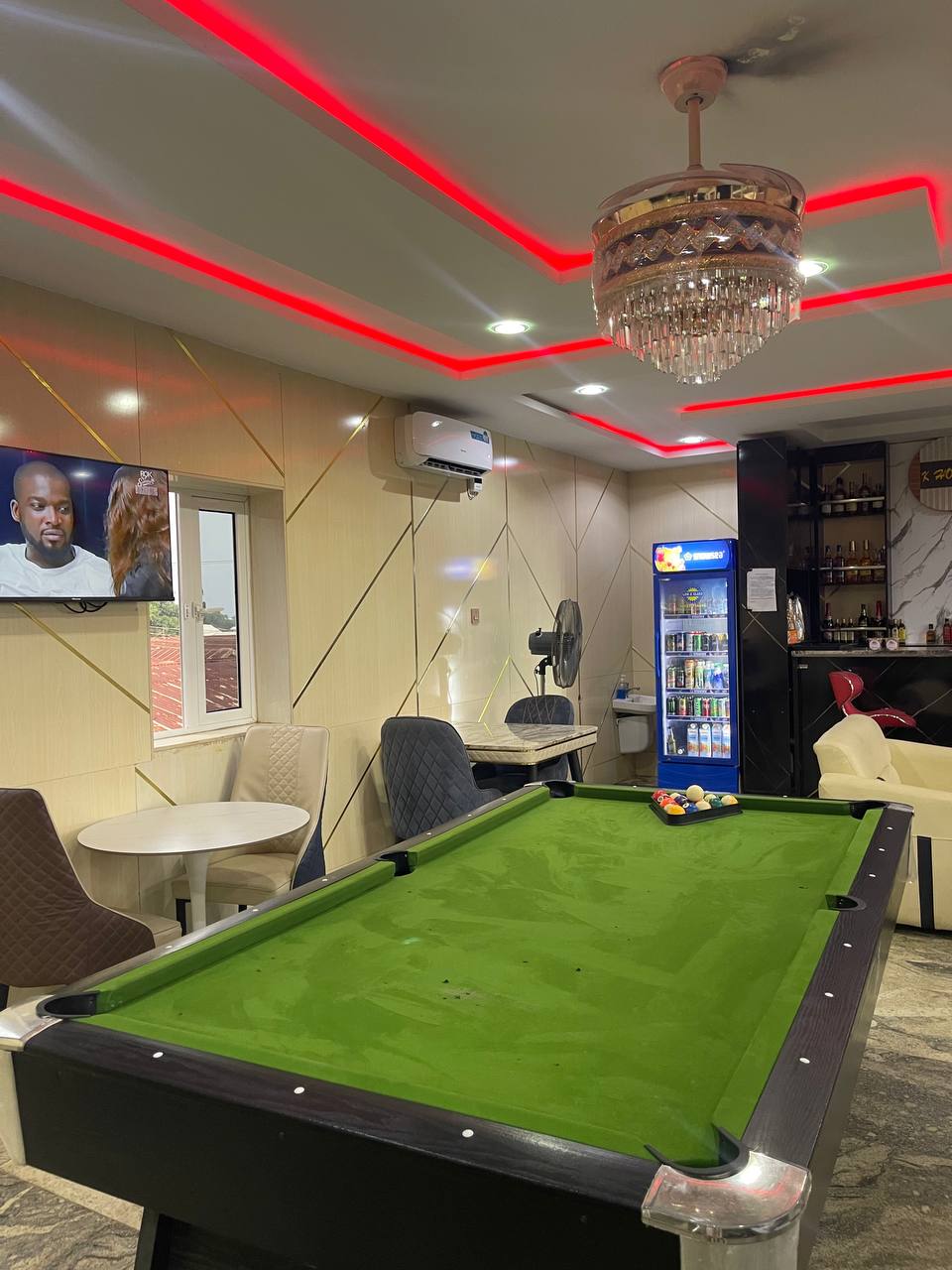 Billiards & Snooker Lounge